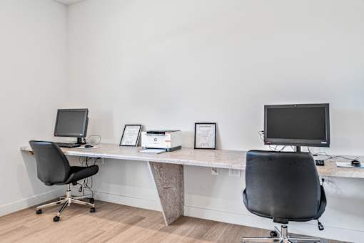 Business Center at Union at Oak Grove, Howell, MI