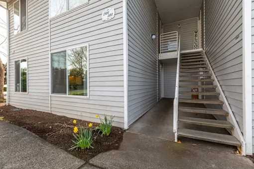 Orchard View Apartments - Salem, Oregon