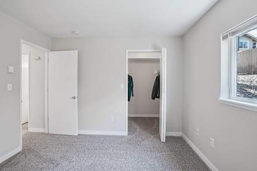 Stratford Apartments Bedroom