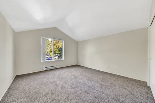 Carpeted Bedroom at Hampton Park Apartments, Tigard, OR, 97223