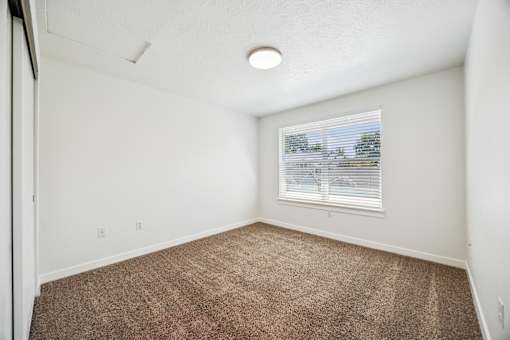 Reflections at Hidden Creek Apartments - Keizer, Oregon