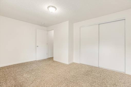 Heritage Crossing Milwaukie OR Bedroom