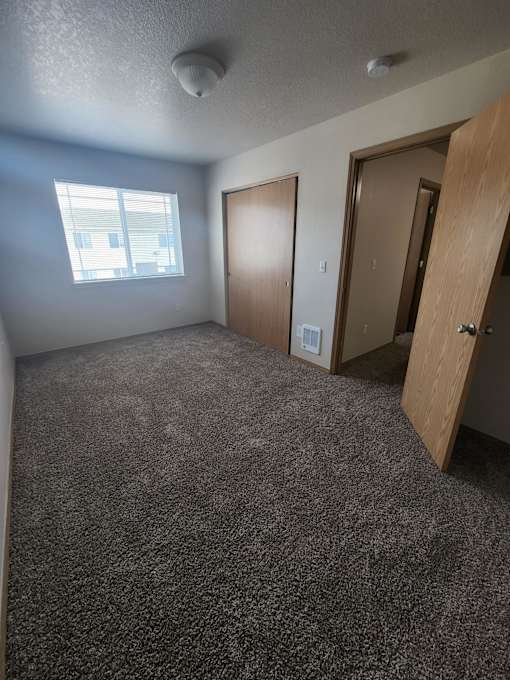 Lassam Terrace Apartments Bedroom