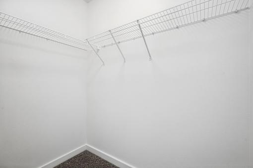 Haven Park Apartments Closet