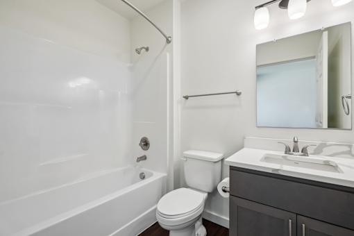 Haven Park Apartments Bathroom