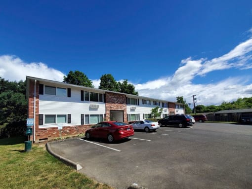 Kristin Apartments Exterior