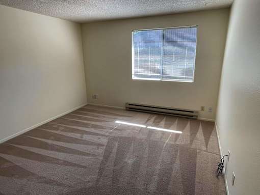 Browning Avenue Apartments Bedroom