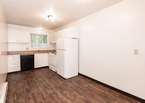 Churchhill Gardens Apartments Kitchen