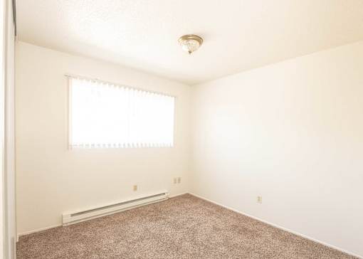 Churchhill Gardens Apartments Bedroom