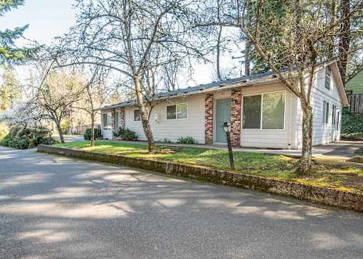 Churchhill Gardens Apartments Exterior