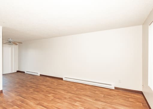 Cinnamon Square Apartments Living Room
