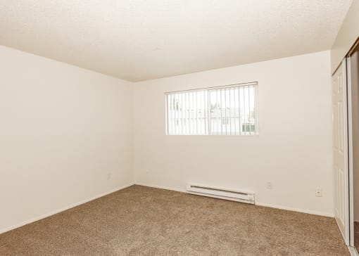 Cinnamon Square Apartments Bedroom