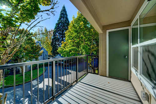 Hampton Ridge Balcony