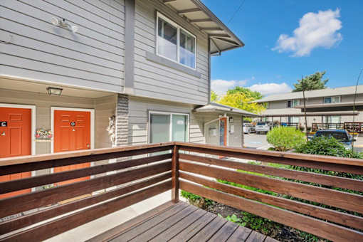Balcony at Heritage Crossing Milwaukie OR