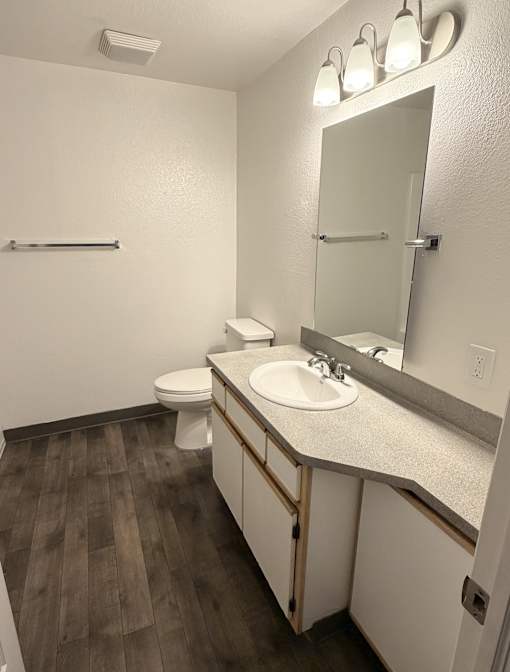 Orchard View Apartments - Salem, Oregon