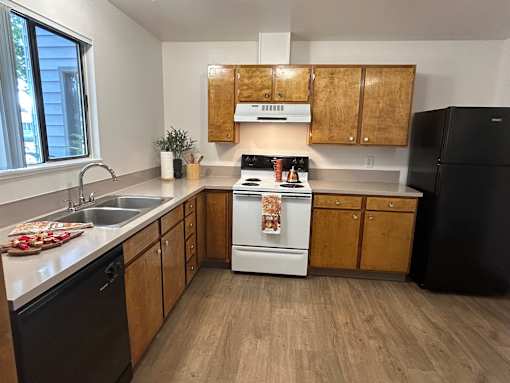 Sawyer Pointe Apartments - Scappoose, Oregon