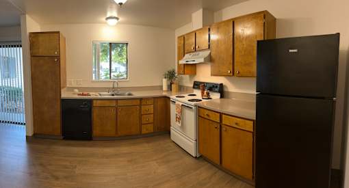 Sawyer Pointe Apartments - Scappoose, Oregon