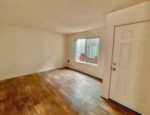 Living room at Heritage Crossing Milwaukie OR 