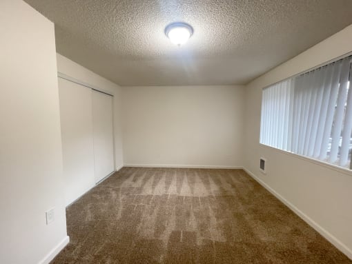 Living room at Heritage Crossing Milwaukie OR 
