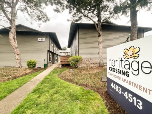 Sign for Heritage Crossing Milwaukie OR 