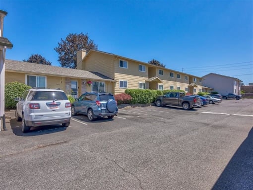 Beverly Gardens Apartments Parking Lot