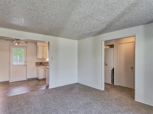 Beverly Gardens Apartments Living Room
