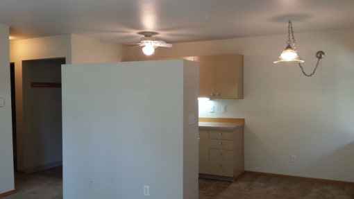 Kalani Apartments Dining Room