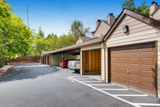 Stratford Apartments Garages