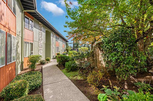 River Cliff Apartments Exterior Building