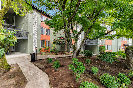 River Cliff Apartments Exterior Building