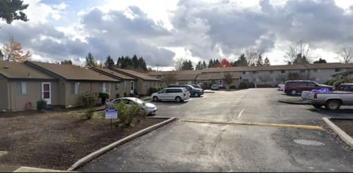Browning Avenue Apartments Parking lot