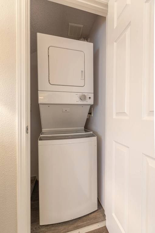 Somerset West Apartments - Portland, Oregon