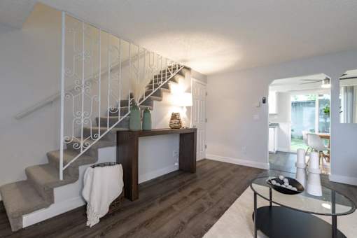 Somerset West Apartments - Portland, Oregon