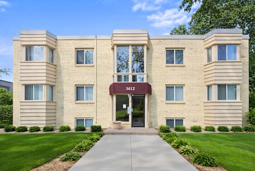A building with the number 8612 on the front door.