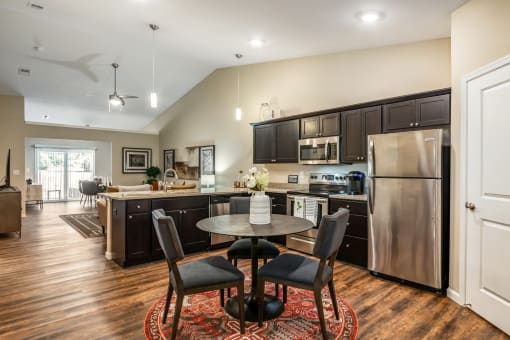 Altoona Iowa Apartment Rentals Redwood Living Redwood Altoona  Kitchen