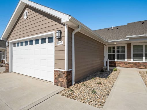 Groveport Ohio Apartment Rentals Redwood Living Redwood Groveport Exterior