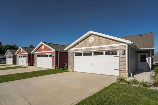 Hartland Michigan Apartment Rentals Redwood Living Redwood Hartland Private Entrance