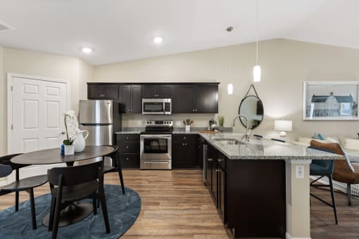 Norwalk OH Apartment Rentals Redwood Norwalk Kitchen