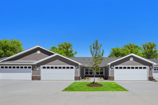 Obetz Ohio Apartment Rentals Redwood Living Redwood Obetz Exterior