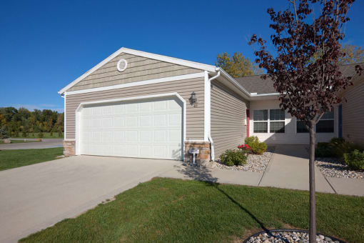 Oregon OH Apartment Rentals Redwood Oregon Two Car Garage End Unit