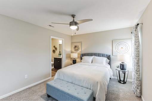 Miami Township Ohio Apartment Rentals Redwood Living Redwood Miami Township SR 28 Main Bedroom