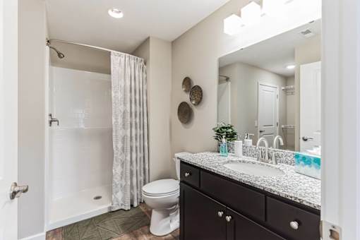 Miami Township Ohio Apartment Rentals Redwood Living Redwood Miami Township SR 28 Ensuite Bathroom