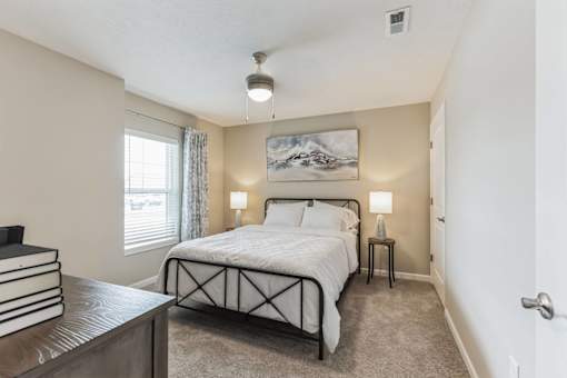 Miami Township Ohio Apartment Rentals Redwood Living Redwood Miami Township SR 28 Second Bedroom