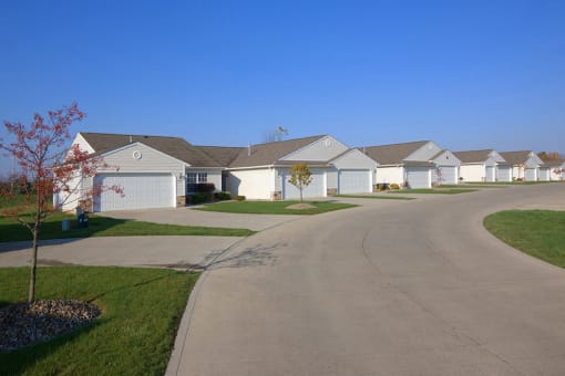 Wooster OH Apartment Rentals RedwoodWooster Melrose DriveExterior