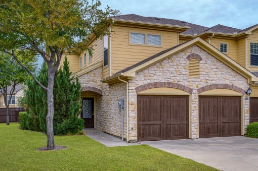 Garages Available at Riachi at One21, Plano, 75025