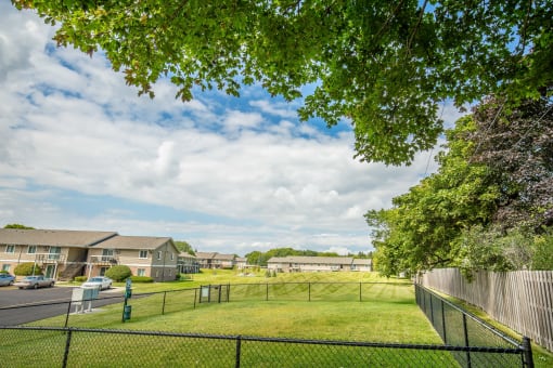 Pet Park at Glen Hills Apartments, Wisconsin
