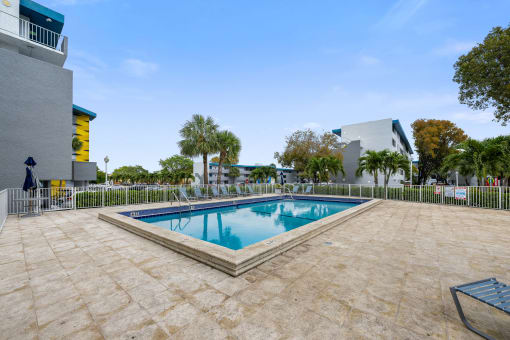 pool at the preserve at green river apartments in green river tx