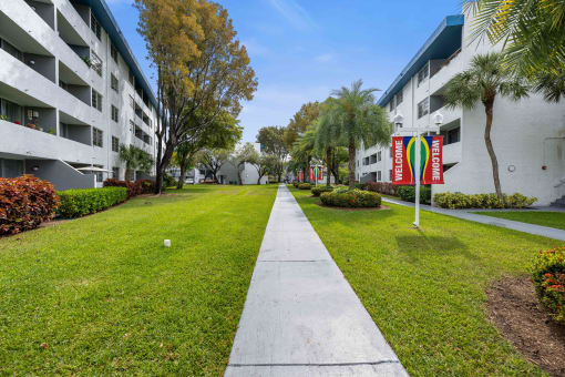 the preserve at city center apartments walking path between buildings