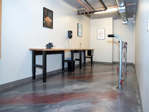 Bike repair room