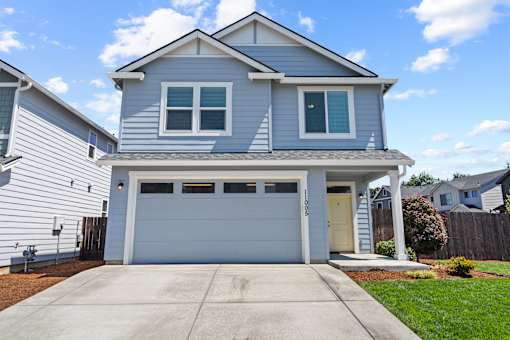 Double Garage and Off Street Parking